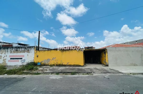 Casa para Venda no bairro CASTELÃO