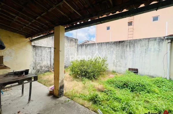 Casa para Venda no bairro CASTELÃO