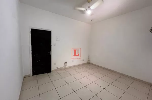 Apartamento de Quarto e Sala na Rua Riachuelo no Centro do Rio de Janeiro