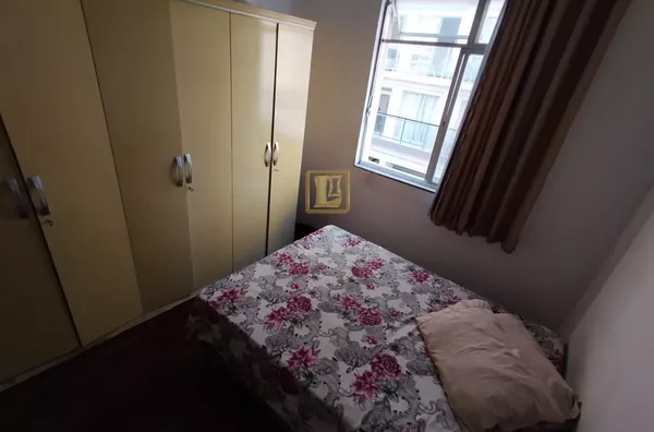 Apartamento dois Quartos no Centro
