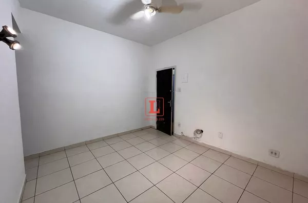 Apartamento de Quarto e Sala na Rua Riachuelo no Centro do Rio de Janeiro