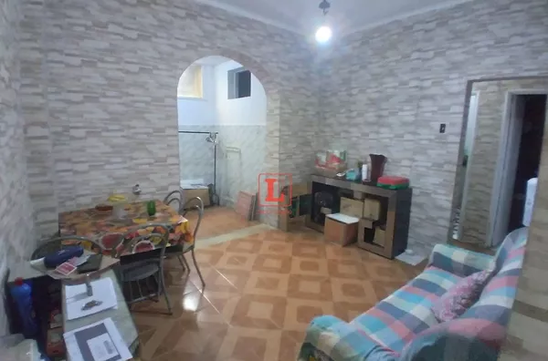 Apartamento à venda com dois quartos e dependência com entrada dependente