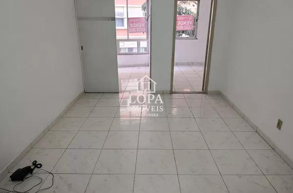 Apartamento de Sala Dois Quartos Frente com Garagem em centro do Rio de Janeiro
