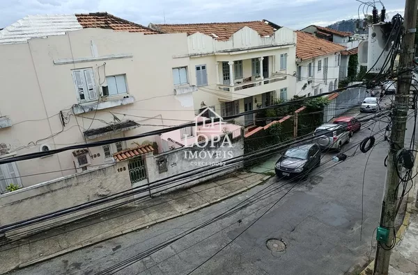 Apartamento de três quartos duplex para venda em Santa Teresa Rio de Janeiro