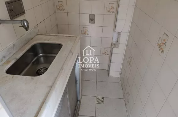 Apartamento no Bairro De Fátima, 1 cozinha e 1 banheiro