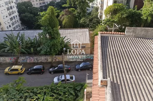 Apartamento sala quarto no coração de Santa Teresa