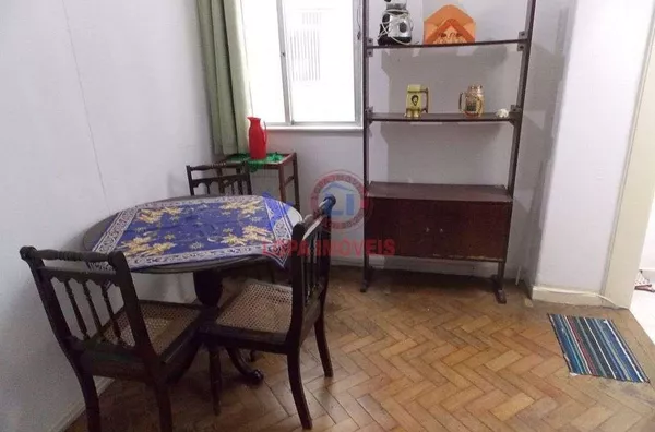 Apartamento tipo conjugado à venda no bairro Centro