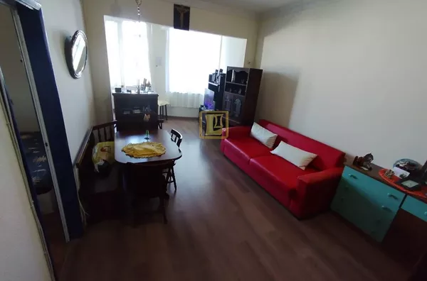 Apartamento em Santa Teresa com Dois Quartos e Dependência