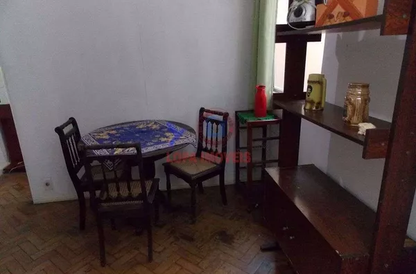 Apartamento tipo conjugado à venda no bairro Centro