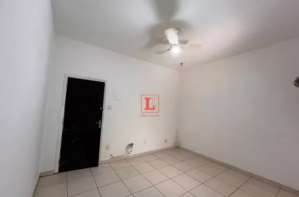 Apartamento de Quarto e Sala na Rua Riachuelo no Centro do Rio de Janeiro