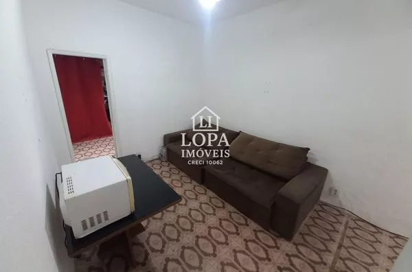Apartamento De Dois Quartos Com Dependência Na Praça Da Bandeira