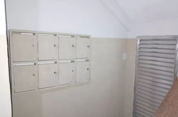 Apartamento quarto e sala reformado no Catete imperdível!!!