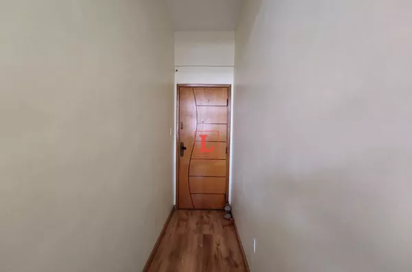 Apartamento dois quartos no centro