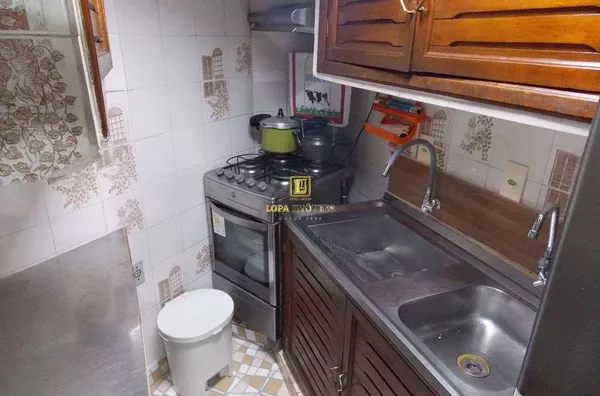 Apartamento reformado e  modificado no Flamengo com dois quartos