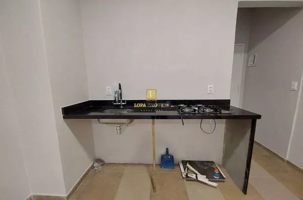 Apartamento tipo conjugado no centro do Rio de Janeiro