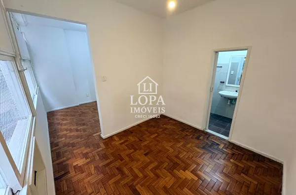 Apartamento de sala e quarto Gloria
