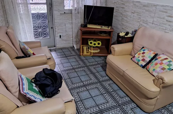 Casa de Vila com garagem no engenho novo rio de janeiro