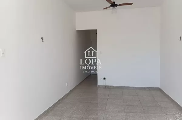 Conjugado no centro com vaga de garagem