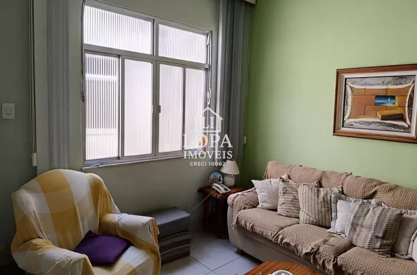 Casa com dois quartos e dependência para venda em Santa Teresa Rio de Janeiro