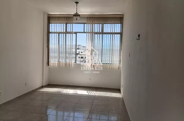 Conjugado no centro com vaga de garagem