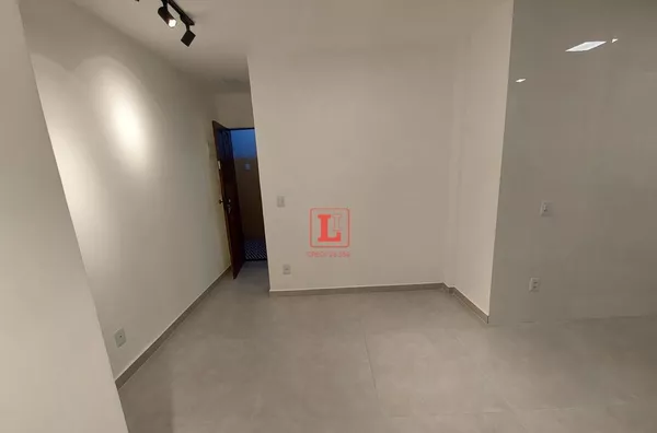Apartamento sala quarto com dependência