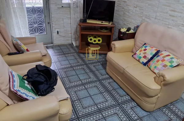 Casa de Vila com garagem no engenho novo rio de janeiro
