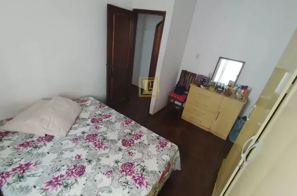 Apartamento dois Quartos no Centro