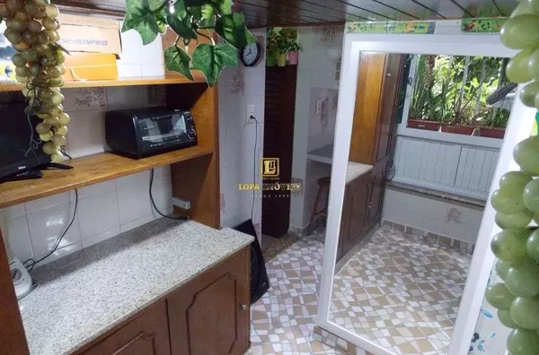 Apartamento reformado e  modificado no Flamengo com dois quartos