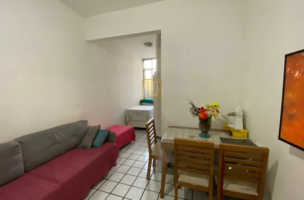 Apartamento de Quarto e Sala na Rua dos Inválidos no Centro do Rio de Janeiro