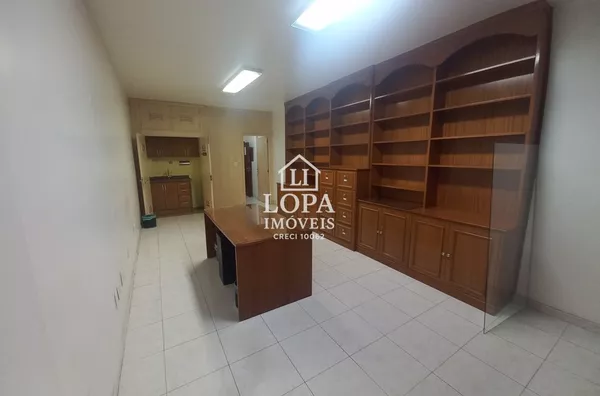Sala Comercial com 1 banheiro, 1 copa, armários no Centro Do Rio De Janeiro