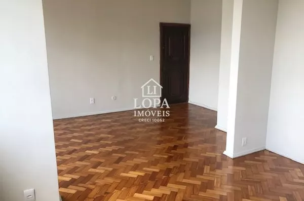 Apartamento de três quartos com garagem para venda em Tijuca Rio de Janeiro