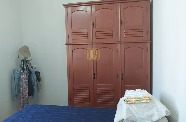 Apartamento 3 quartos com dependência uma vaga de garagem na escritura.