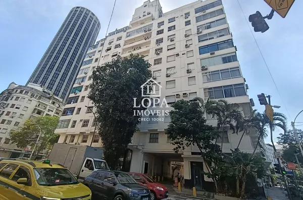 Apartamento de dois quartos em centro do Rio de Janeiro
