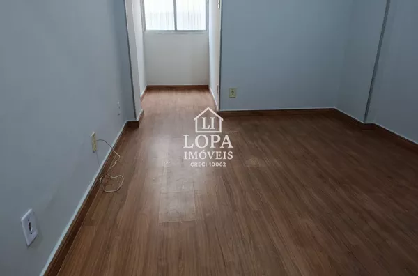 Apartamento de sala quarto cozinha banheiro de frente centro do Rio de Janeiro