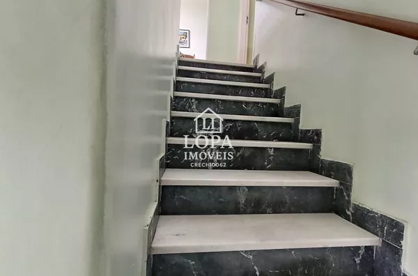 Casa com dois quartos e dependência para venda em Santa Teresa Rio de Janeiro