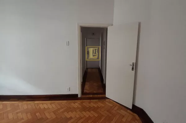 Apartamento à venda no Centro