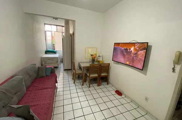 Apartamento de Quarto e Sala na Rua dos Inválidos no Centro do Rio de Janeiro