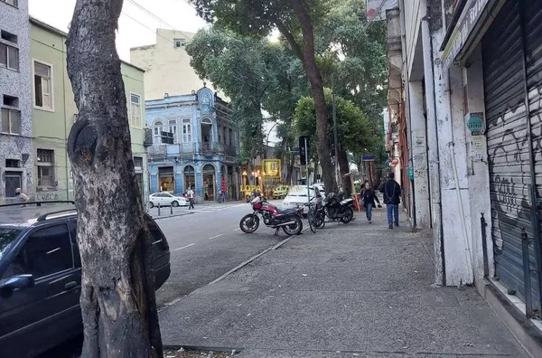 Apartamento tipo conjugado no centro do Rio de Janeiro