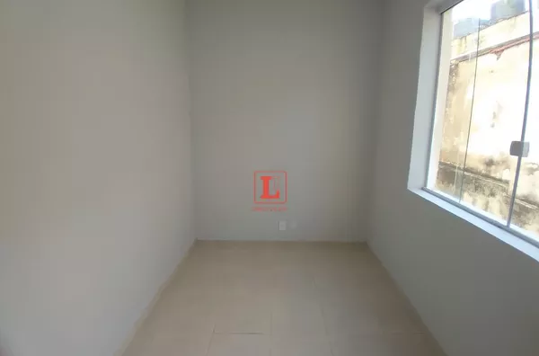 Apartamento à Venda com 1 quarto, 1 banheiro e 32 m² por R$ 199.000