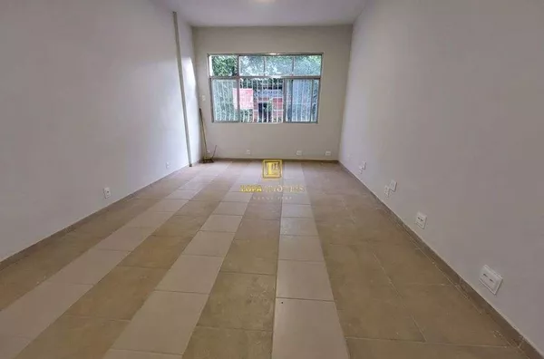 Apartamento tipo conjugado no centro do Rio de Janeiro