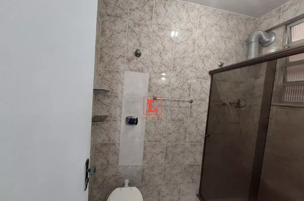 Apartamento sala quarto com dependência