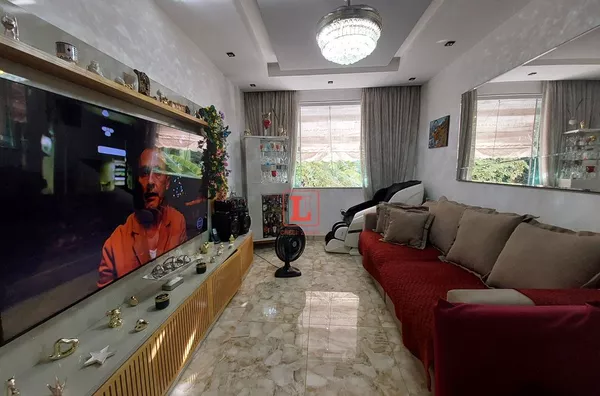Apartamento Dois Quartos No Centro