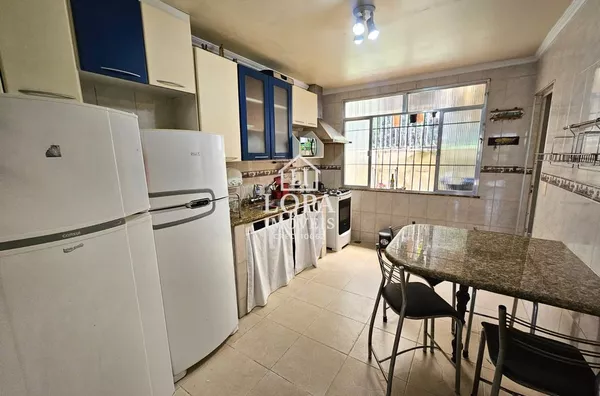 Casa com seis quartos reformada