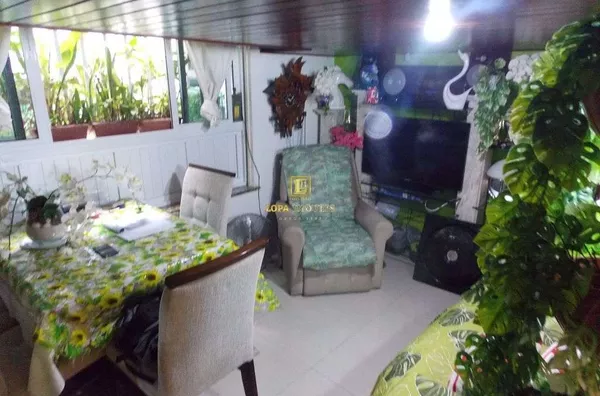 Apartamento reformado e  modificado no Flamengo com dois quartos