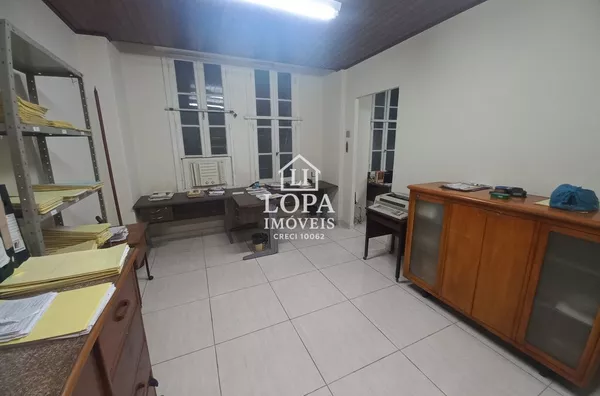 Sala Comercial com porteira fechada com 1 banheiro, 1 cozinha R$ 300.000