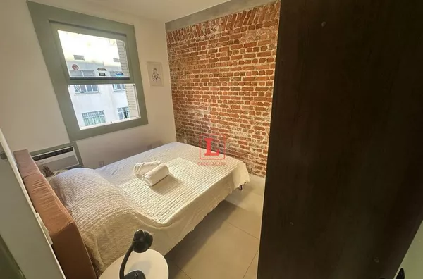 Apartamento Reformado e Moderno, Dois Quartos no Centro do Rio