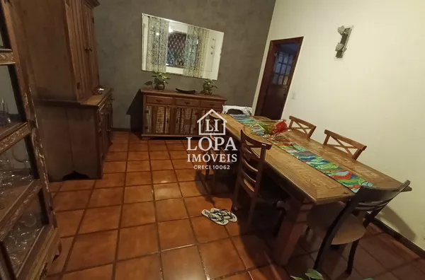 Casa de dois quartos com área para venda em Santa Teresa Rio de Janeiro