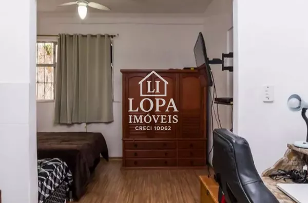 Apartamento à Venda com 1 quarto, 1 banheiro e 25 m² por R$ 200.000