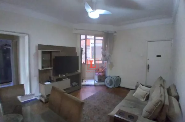 Apartamento à Venda com 2 quartos, 1 banheiro e 71m² por R$ 400.000