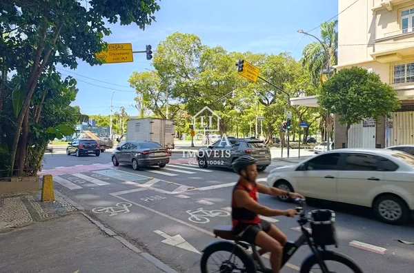 Apartamento de dois quartos em centro do Rio de Janeiro